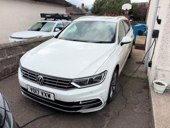 Volkswagen Passat 2.0 TDI BlueMotion Tech R-Line DSG Euro 6 (s/s) 5dr