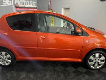 Toyota AYGO 1.0 VVT-i Fire Euro 5 5dr