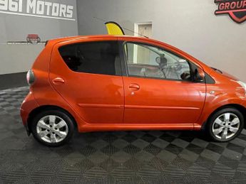 Toyota AYGO 1.0 VVT-i Fire Euro 5 5dr