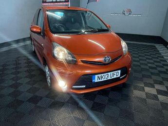 Toyota AYGO 1.0 VVT-i Fire Euro 5 5dr