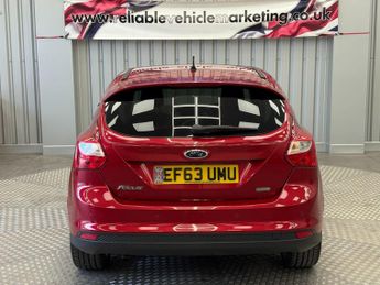 Ford Focus 1.0T EcoBoost Titanium Navigator Euro 5 (s/s) 5dr
