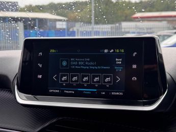 Peugeot E-2008 50kWh Allure Premium + Auto 5dr (7kW Charger)