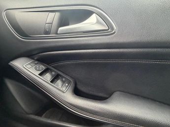 Mercedes-Benz A Class 1.5 A180d SE (Executive) Euro 6 (s/s) 5dr