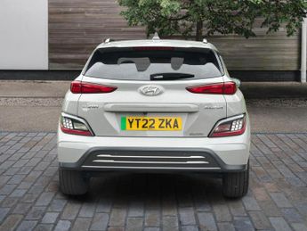 Hyundai Kona 64kWh Premium SUV 5dr Electric Auto (10.5kW Charger) (204 ps)