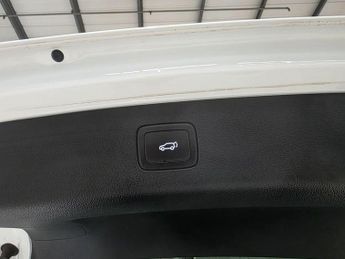 MG MG HS 1.5 T-GDI Exclusive DCT Euro 6 (s/s) 5dr