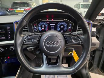 Audi A1 1.5 TFSI 35 S line Style Edition Sportback S Tronic Euro 6 (s/s)