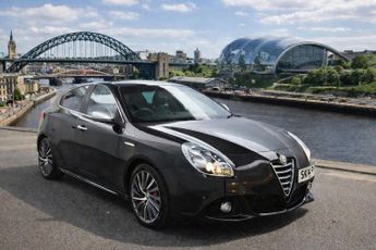 Alfa Romeo Giulietta 2.0 JTDM-2 Sportiva Nav Euro 5 (s/s) 5dr