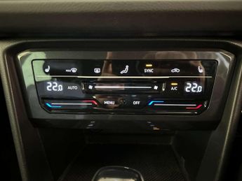 Volkswagen Tiguan 1.5 TSI R-Line Edition SUV 5dr Petrol DSG Euro 6 (s/s) (150 ps)
