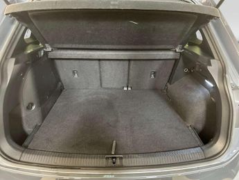 Volkswagen Tiguan 1.4 TSI 13kWh R-Line SUV 5dr Petrol Plug-in Hybrid DSG Euro 6 (s