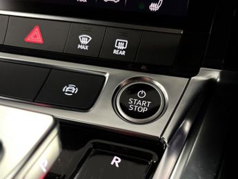 Audi Q8 e-tron 50 Sport Auto quattro 5dr 95kWh (11kW Charger)