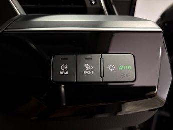 Audi Q8 e-tron 50 Sport Auto quattro 5dr 95kWh (11kW Charger)