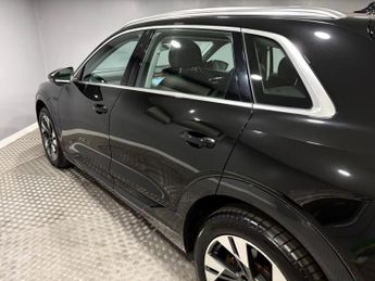 Audi Q8 e-tron 50 Sport Auto quattro 5dr 95kWh (11kW Charger)