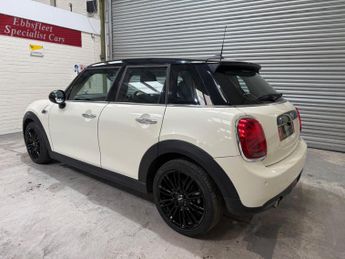 MINI Hatch 1.5 Cooper Steptronic Euro 6 (s/s) 5dr
