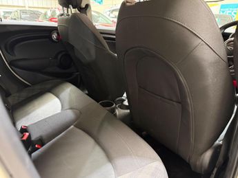 MINI Hatch 1.5 Cooper Steptronic Euro 6 (s/s) 5dr