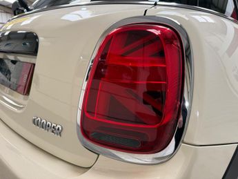 MINI Hatch 1.5 Cooper Steptronic Euro 6 (s/s) 5dr