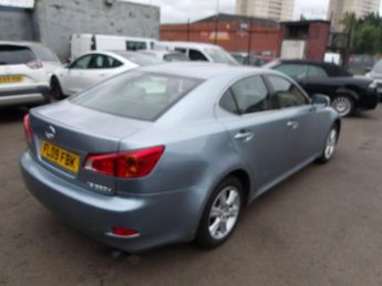 Lexus IS 2.2 220TD SE 4dr