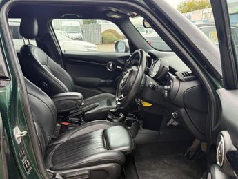 MINI Hatch 1.5 Cooper Seven Auto Euro 6 (s/s) 5dr