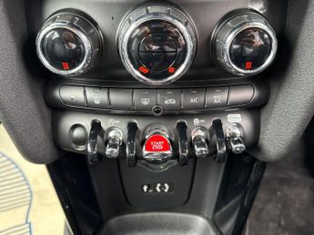 MINI Hatch 1.5 Cooper Seven Auto Euro 6 (s/s) 5dr