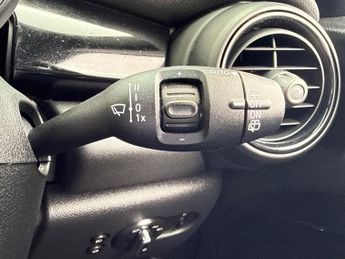 MINI Hatch 1.5 Cooper Seven Auto Euro 6 (s/s) 5dr