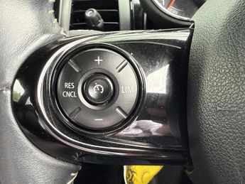 MINI Hatch 1.5 Cooper Seven Auto Euro 6 (s/s) 5dr