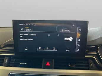 Audi A4 2.0 TFSI 40 S line Saloon 4dr Petrol S Tronic Euro 6 (s/s) (190 