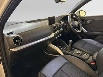 Audi Q2 1.6 TDI 30 S line SUV 5dr Diesel Manual Euro 6 (s/s) (116 ps)