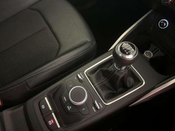 Audi Q2 1.6 TDI 30 S line SUV 5dr Diesel Manual Euro 6 (s/s) (116 ps)