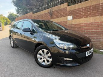 Vauxhall Astra 1.3 CDTi ecoFLEX Design Sports Tourer Euro 5 (s/s) 5dr