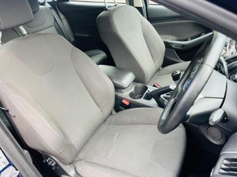 Ford Focus 1.6 TDCi Titanium Navigator Euro 5 (s/s) 5dr