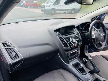 Ford Focus 1.6 TDCi Titanium Navigator Euro 5 (s/s) 5dr