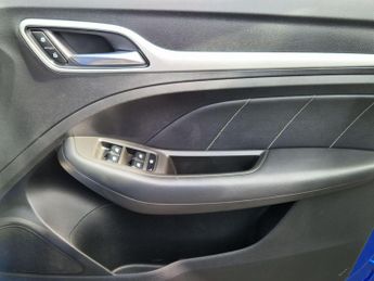 MG MG ZS 1.0 T-GDI Exclusive Auto Euro 6 5dr