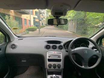 Peugeot 308 1.4 VTi Envy 5dr