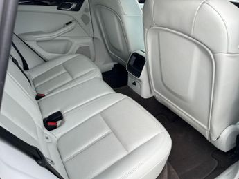 Porsche Macan 3.0 TD V6 S PDK 4WD Euro 6 (s/s) 5dr