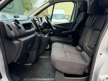 Vauxhall Vivaro 1.6 CDTi 2900 Sportive Panel Van 5dr Diesel Manual L2 H1 Euro 6 