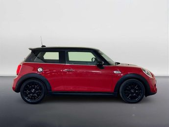 MINI Hatch 2.0 Cooper S Classic Hatchback 3dr Petrol Steptronic Euro 6 (s/s