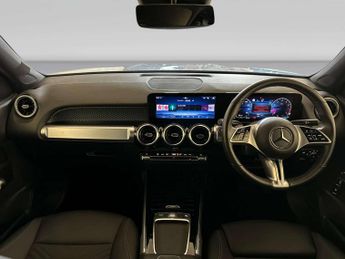 Mercedes-Benz GLB 1.3 GLB200h MHEV Sport (Executive) SUV 5dr Petrol Hybrid 7G-DCT 