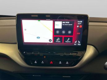 Volkswagen ID.4 Pro Performance 77kWh Life SUV 5dr Electric Auto (204 ps)
