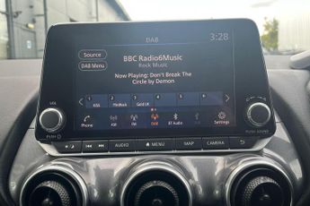Nissan Juke 1.6 Hybrid N-Connecta 5dr Auto