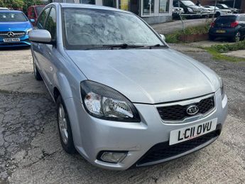 Kia Rio 1.5 CRDi 2 5dr