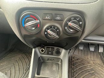 Kia Rio 1.5 CRDi 2 5dr