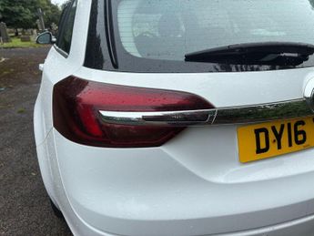 Vauxhall Insignia 1.6 CDTi ecoFLEX Design Nav Sports Tourer Euro 6 (s/s) 5dr