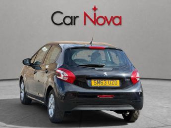 Peugeot 208 1.2 VTi Active Euro 5 5dr