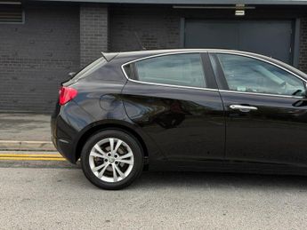 Alfa Romeo Giulietta 1.4 TB MultiAir Lusso Euro 5 (s/s) 5dr