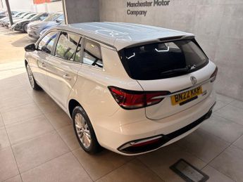 MG MG5 61.1kWh Excite Long Range Auto 5dr