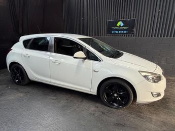 Vauxhall Astra 1.6 16v SRi Euro 5 5dr