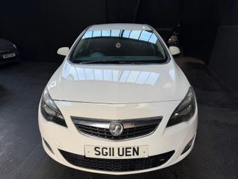 Vauxhall Astra 1.6 16v SRi Euro 5 5dr