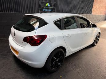 Vauxhall Astra 1.6 16v SRi Euro 5 5dr