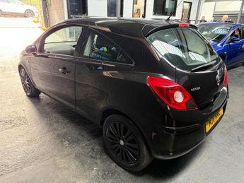 Vauxhall Corsa 1.4 16V SE Auto Euro 5 3dr