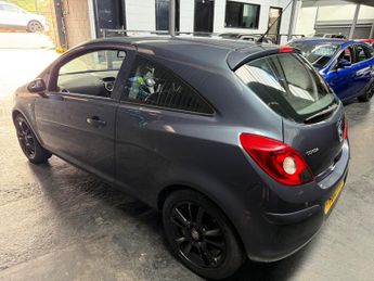 Vauxhall Corsa 1.2i 16v SE 3dr (a/c)