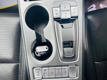 Hyundai KONA 64kWh Premium SE Auto 5dr